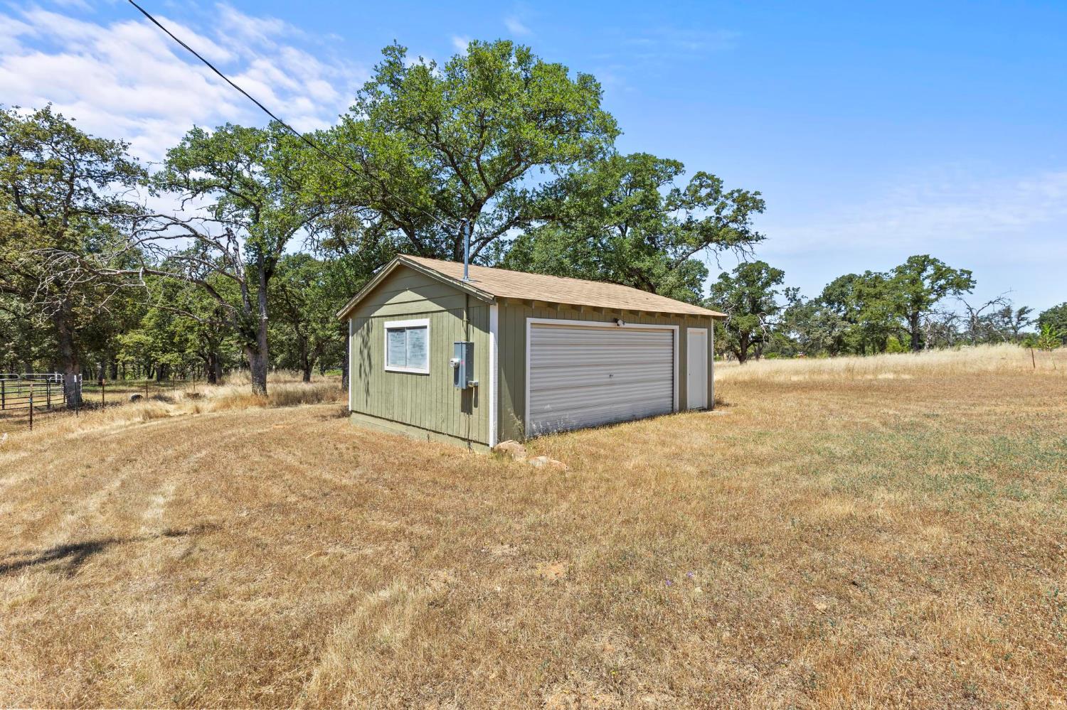 Ashwood Lane, Marysville, California image 4