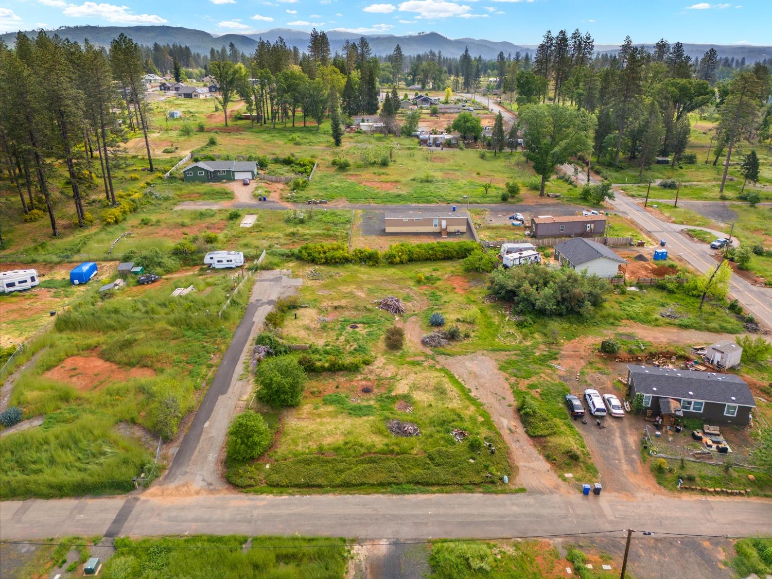 Deerpark Lane, Paradise, California image 9