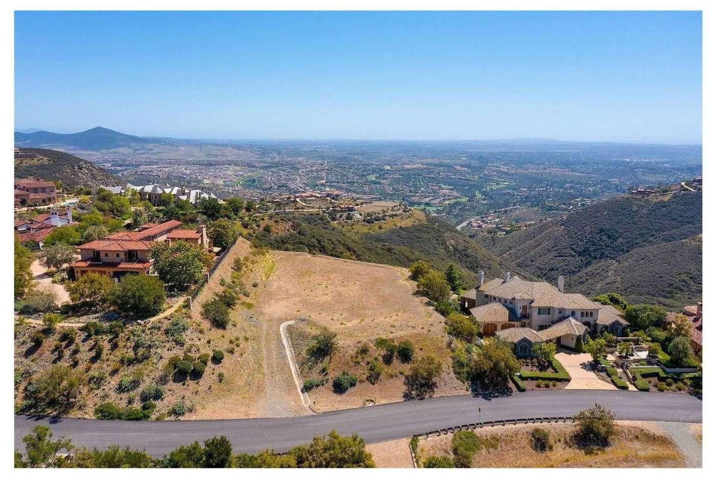 Via Ambiente, Rancho Santa Fe, California image 1