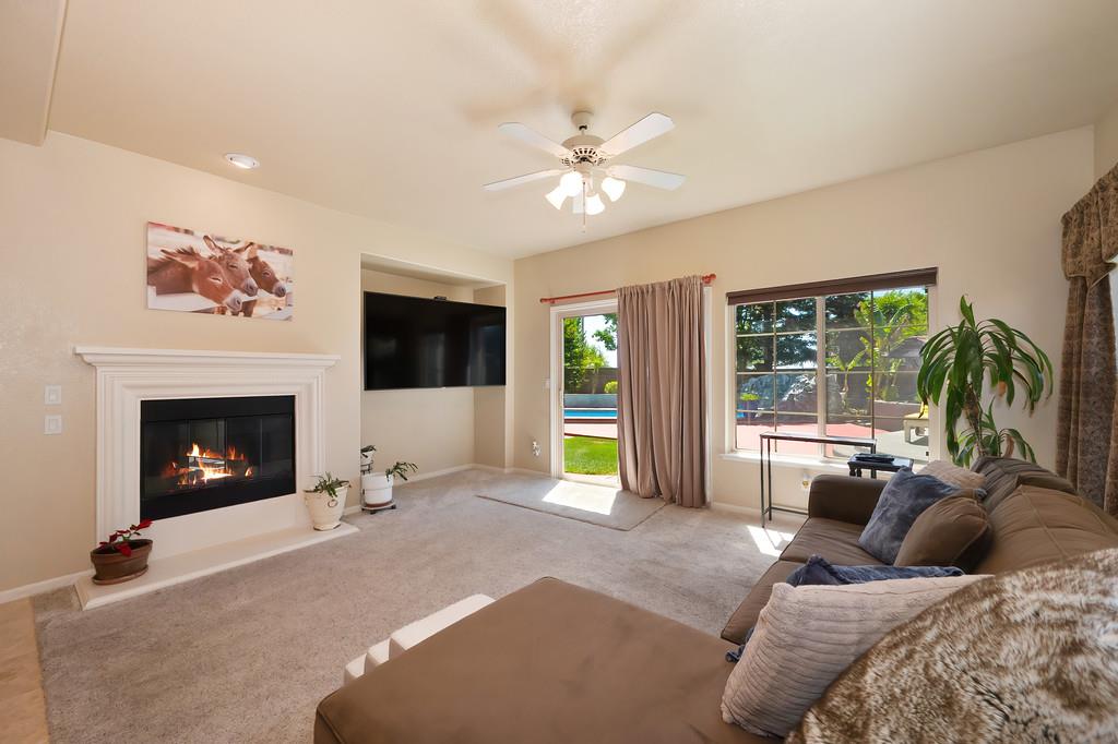 Tahoe Street, West Sacramento, California image 19