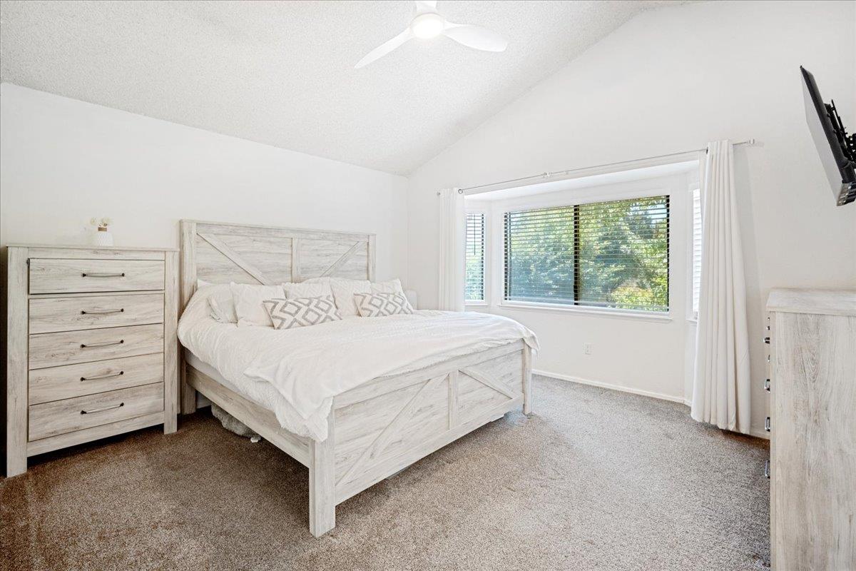 Seamist Drive, Sacramento, California image 16
