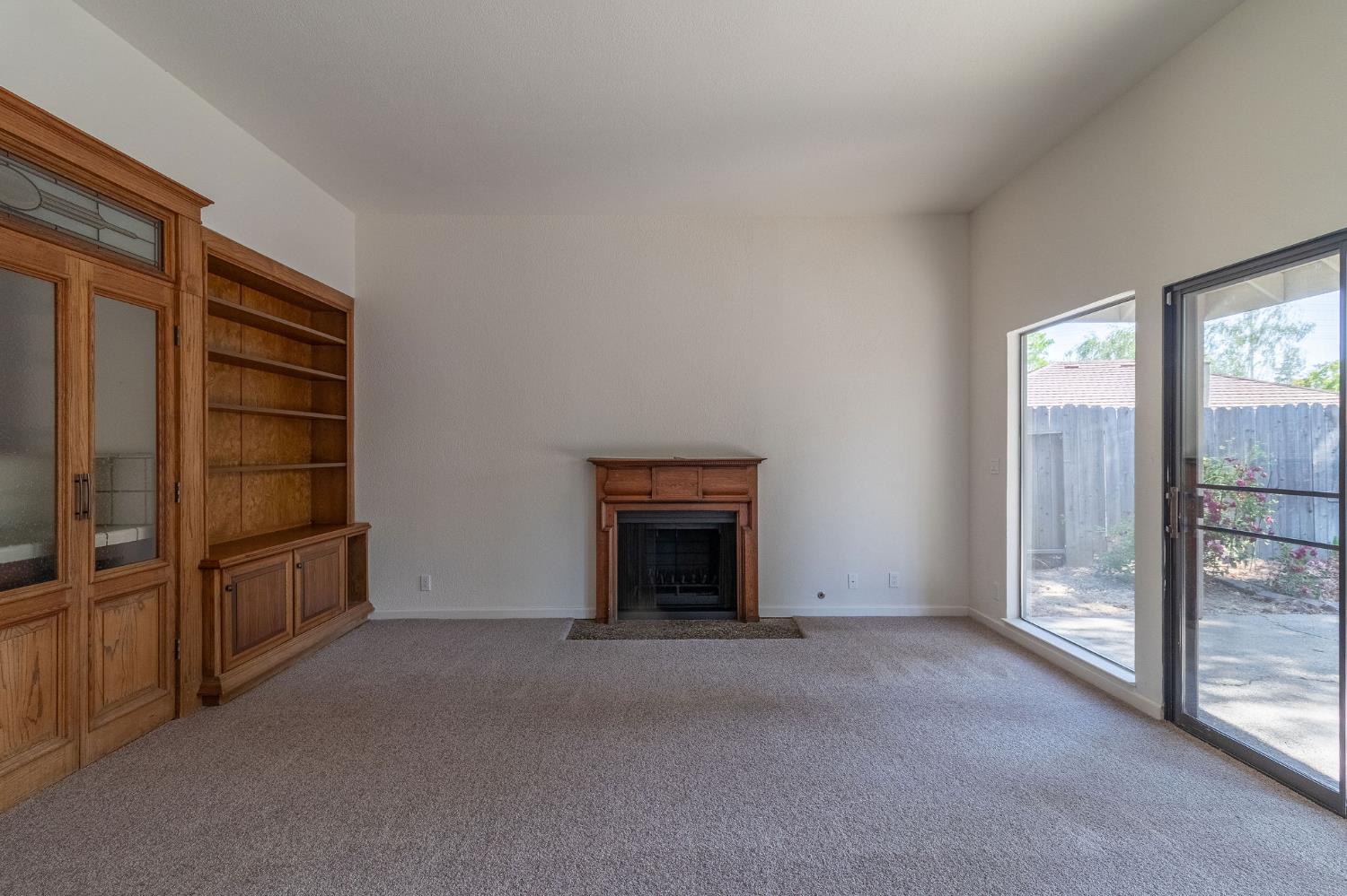 Lorenzo Lane, Stockton, California image 6