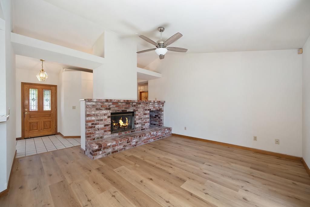 Kyle Court, Citrus Heights, California image 8