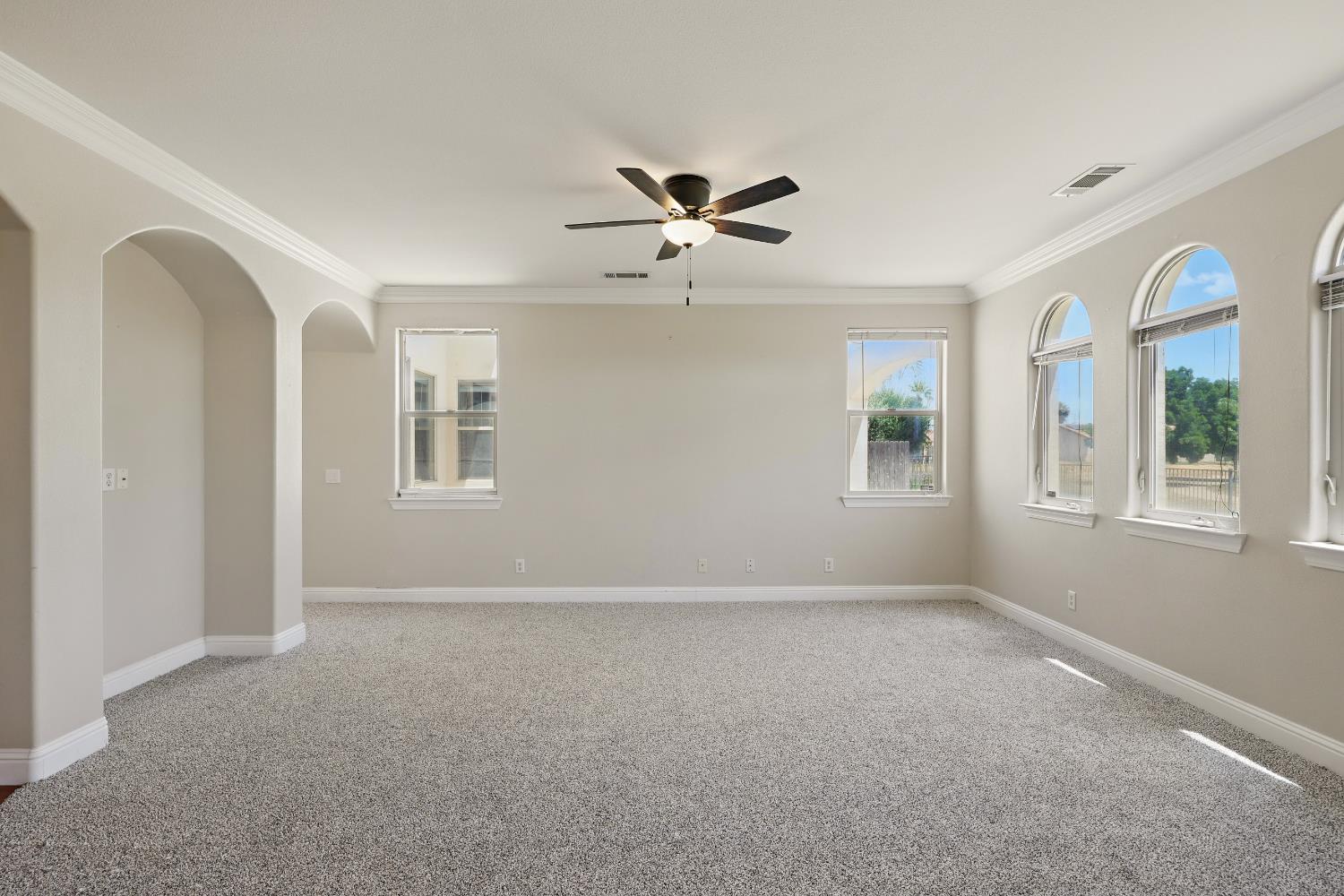 Ridgewood Way, Chowchilla, California image 14