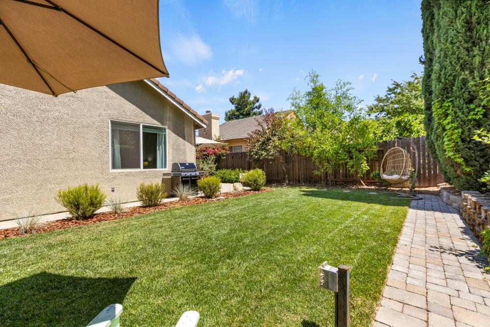 Sage Glen Way, Elk Grove, California image 42