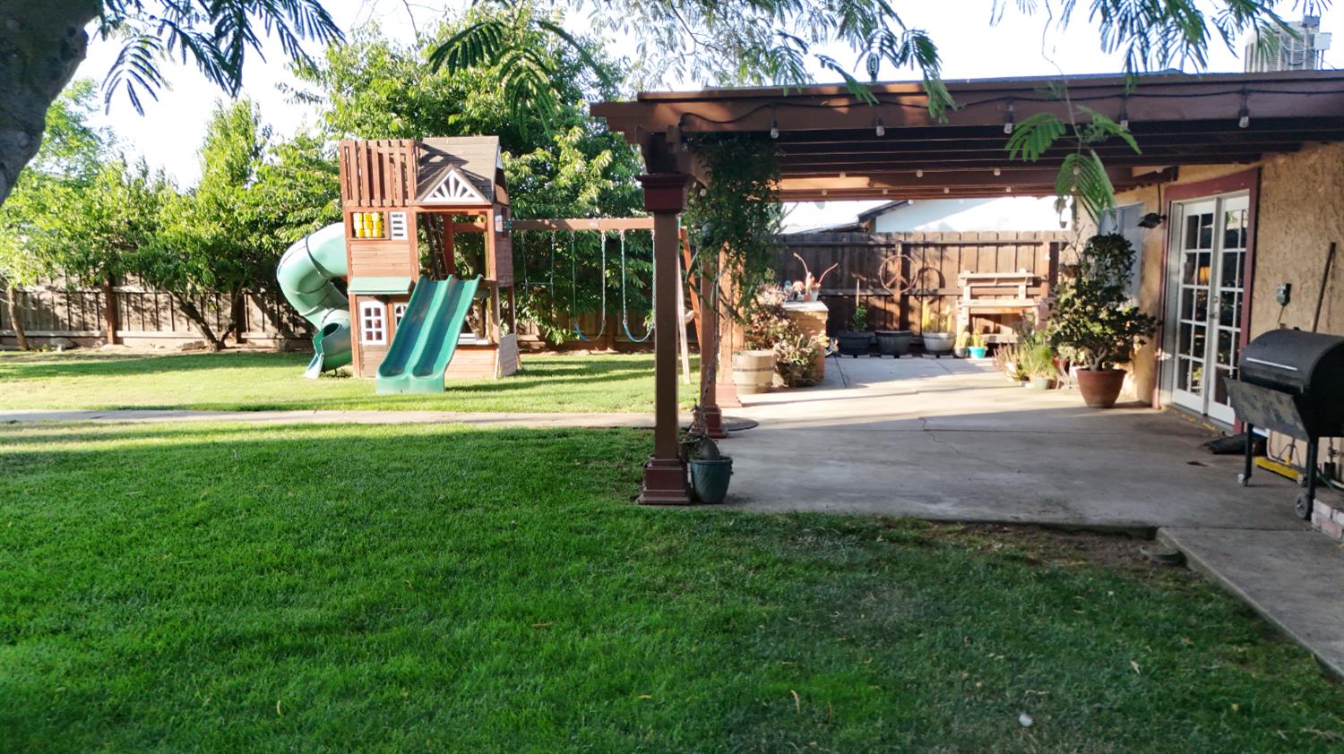 Nana Place, Manteca, California image 29