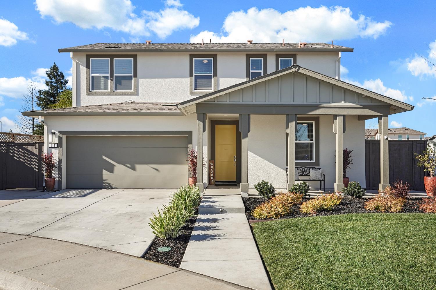 Pritchard Court, Galt, California image 2