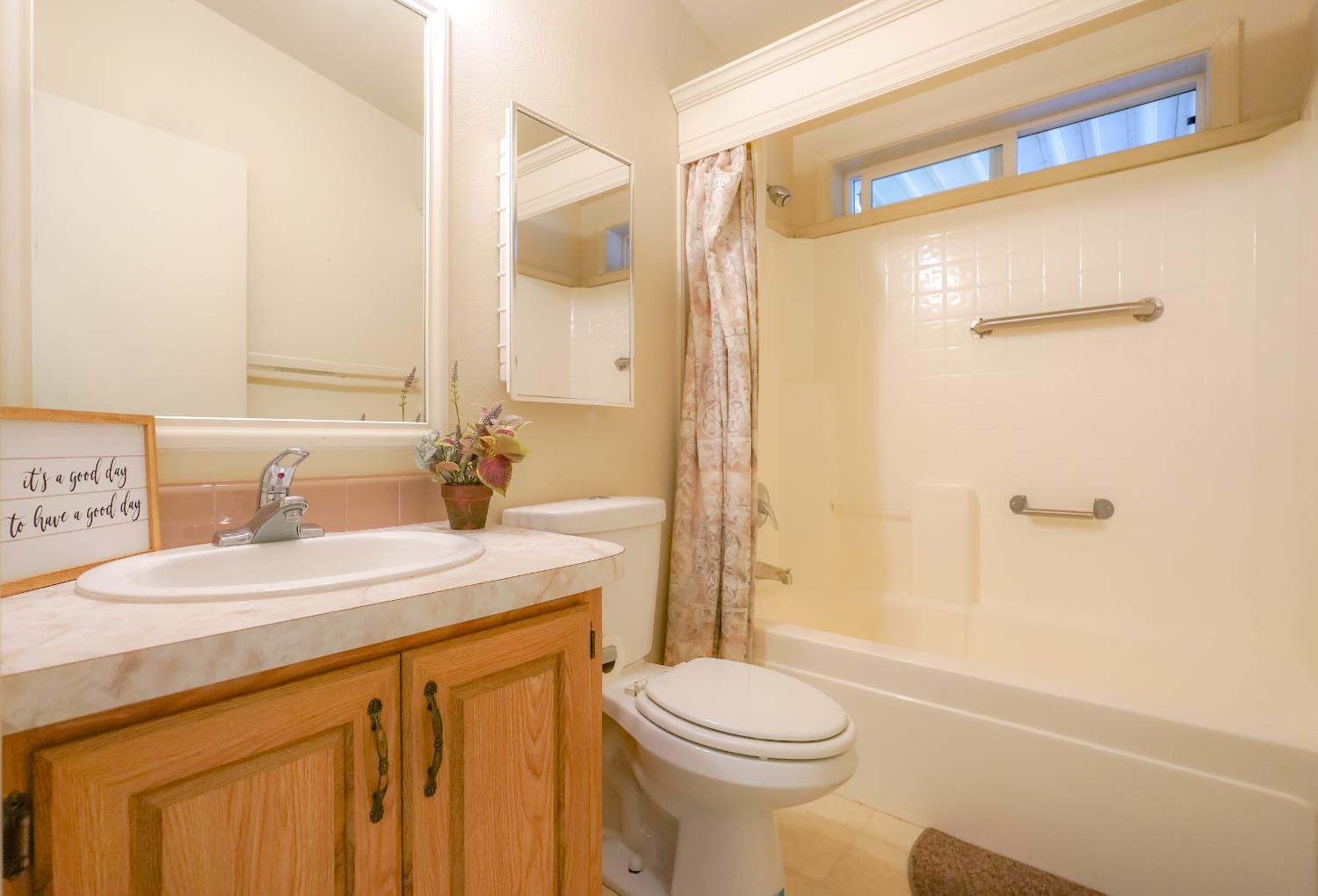 Detail Gallery Image 13 of 22 For 2240 Golden Oak 147, Merced,  CA 95341 - 2 Beds | 2 Baths