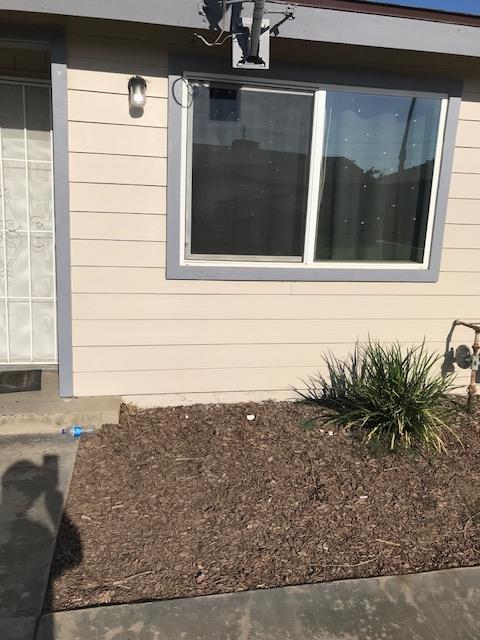 W Chestnut Court, Visalia, California image 14