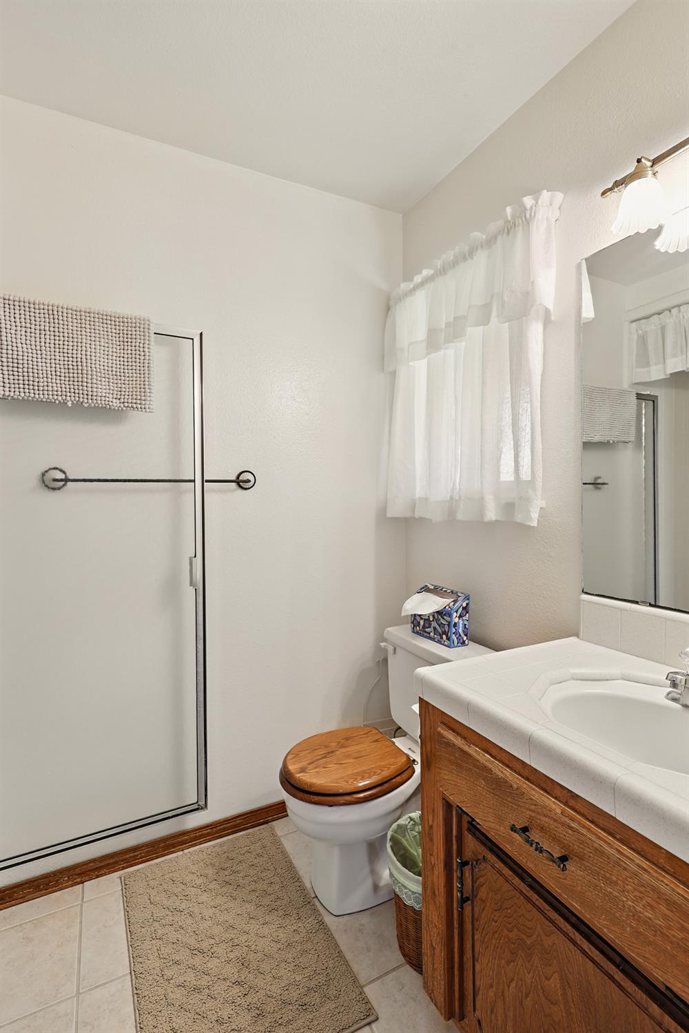 Larch, Concord, California image 20