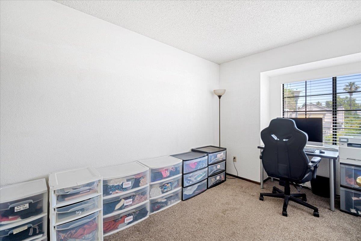 Seamist Drive, Sacramento, California image 14