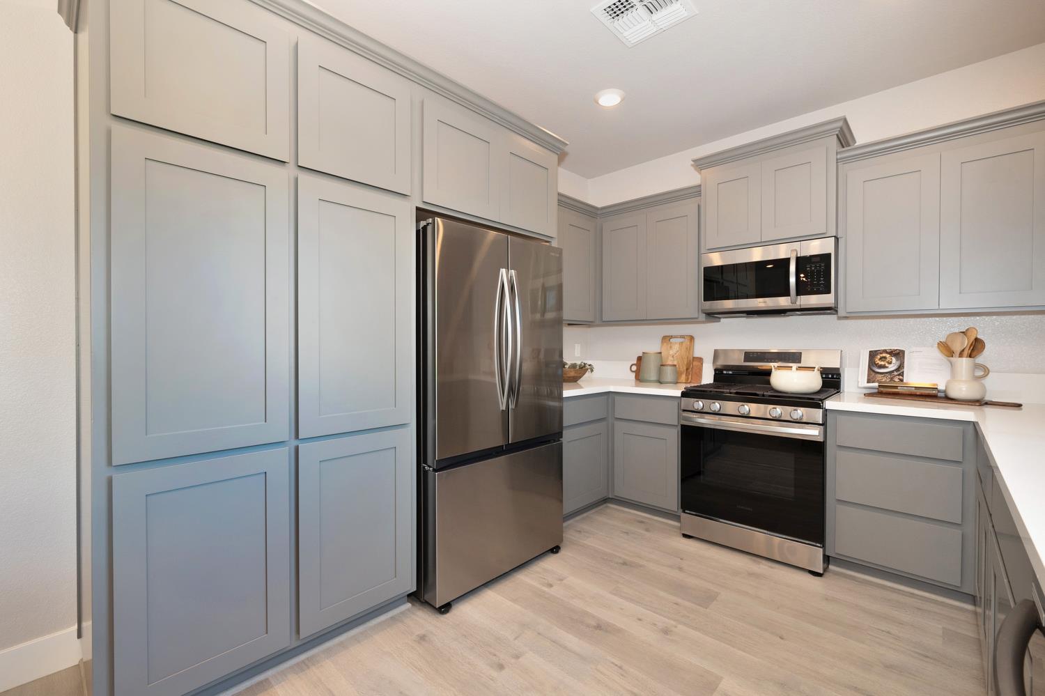 Westwind Way, Rocklin, California image 3