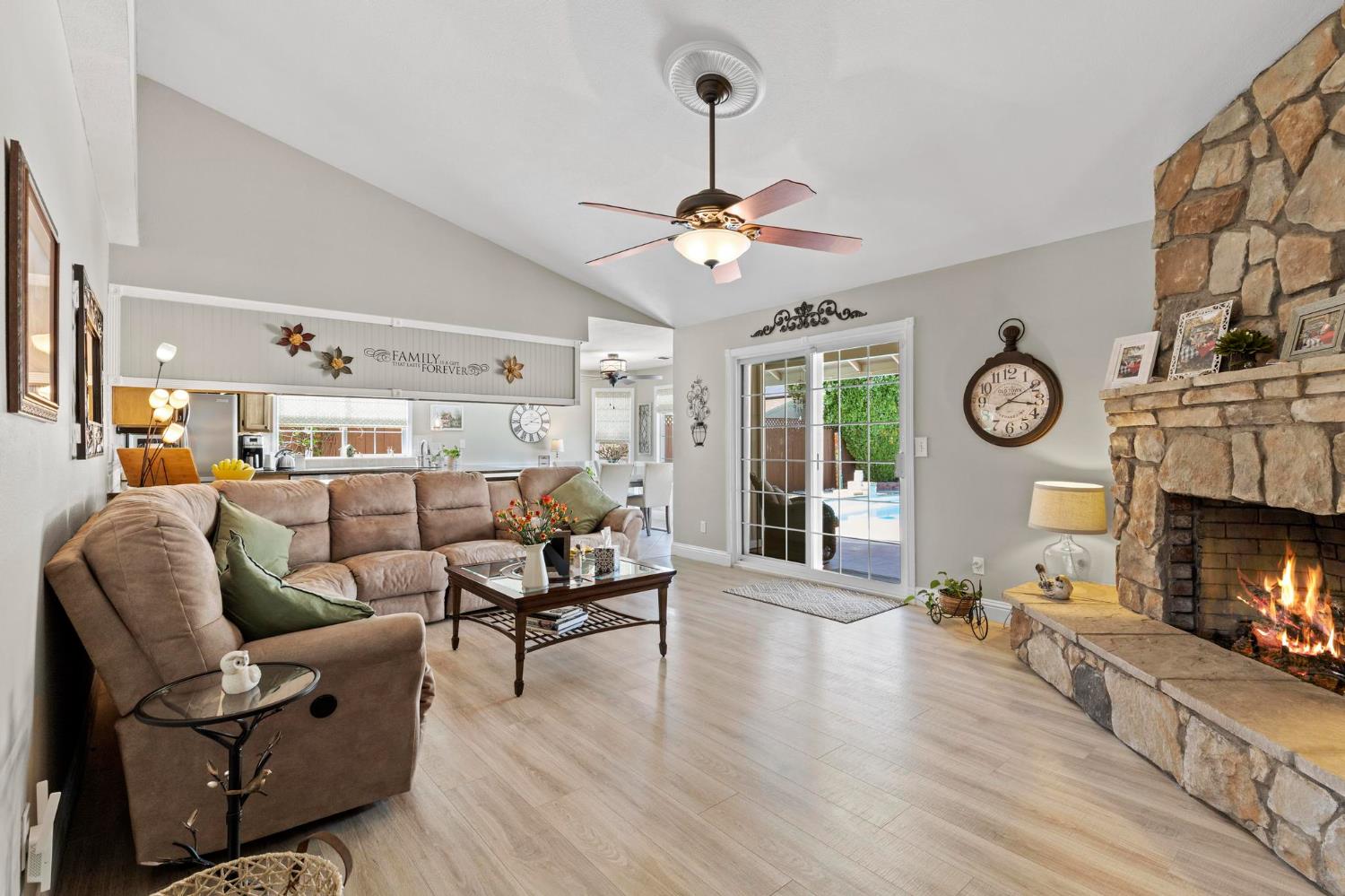 Northridge Drive, Yuba City, California image 20