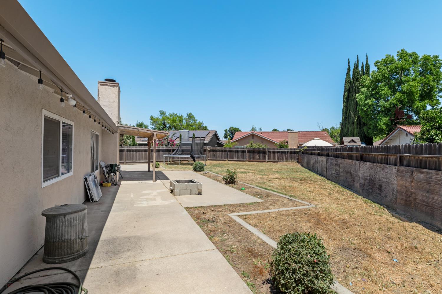 Blackrock Place, Modesto, California image 40