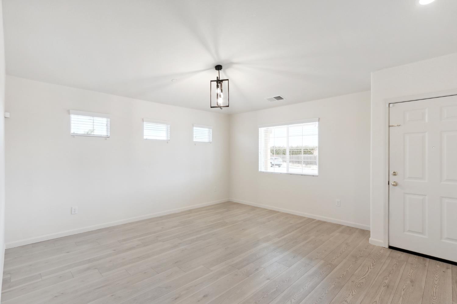 N Big Sandy Court, Merced, California image 8