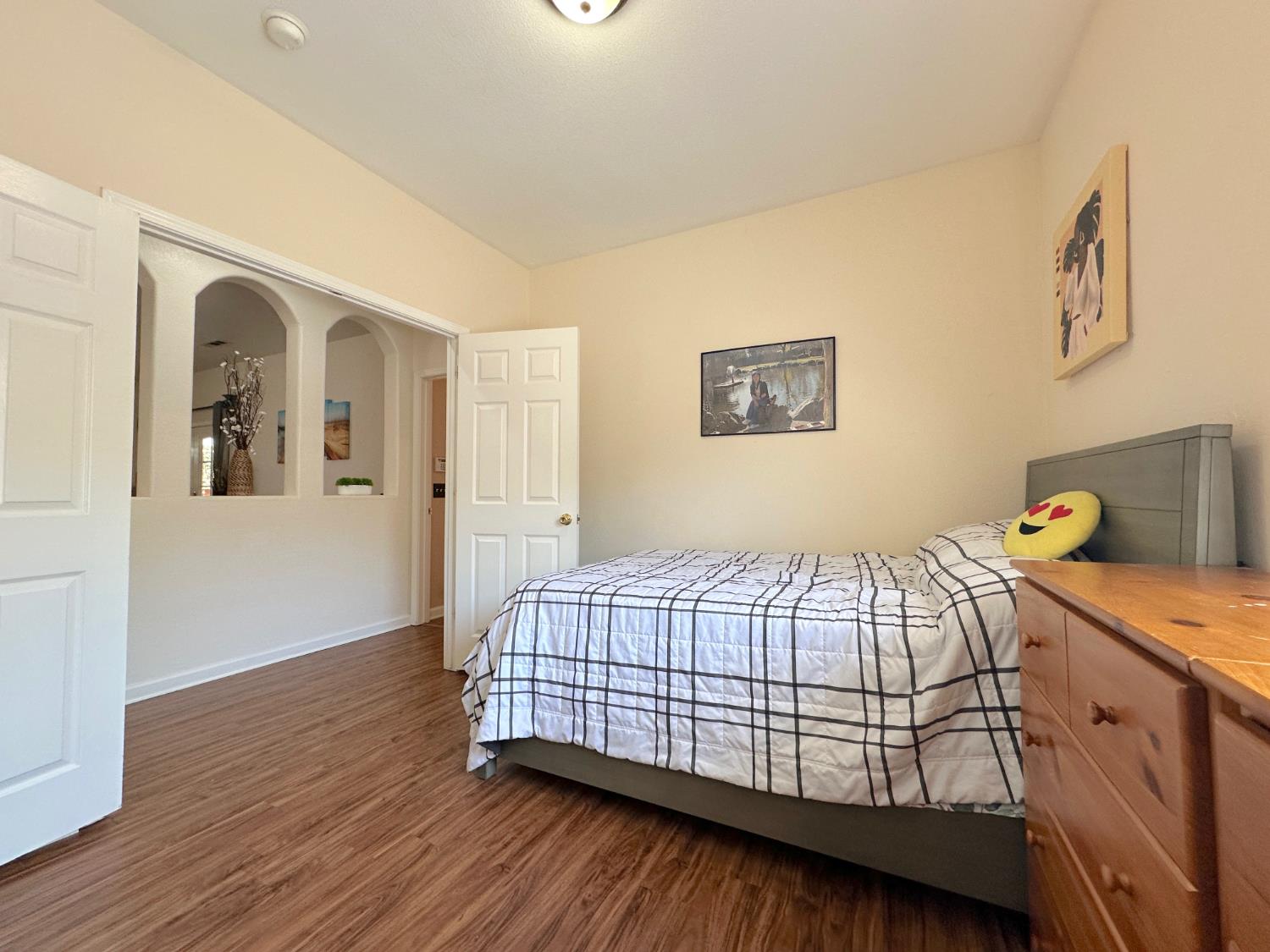 Ives Street, Modesto, California image 19