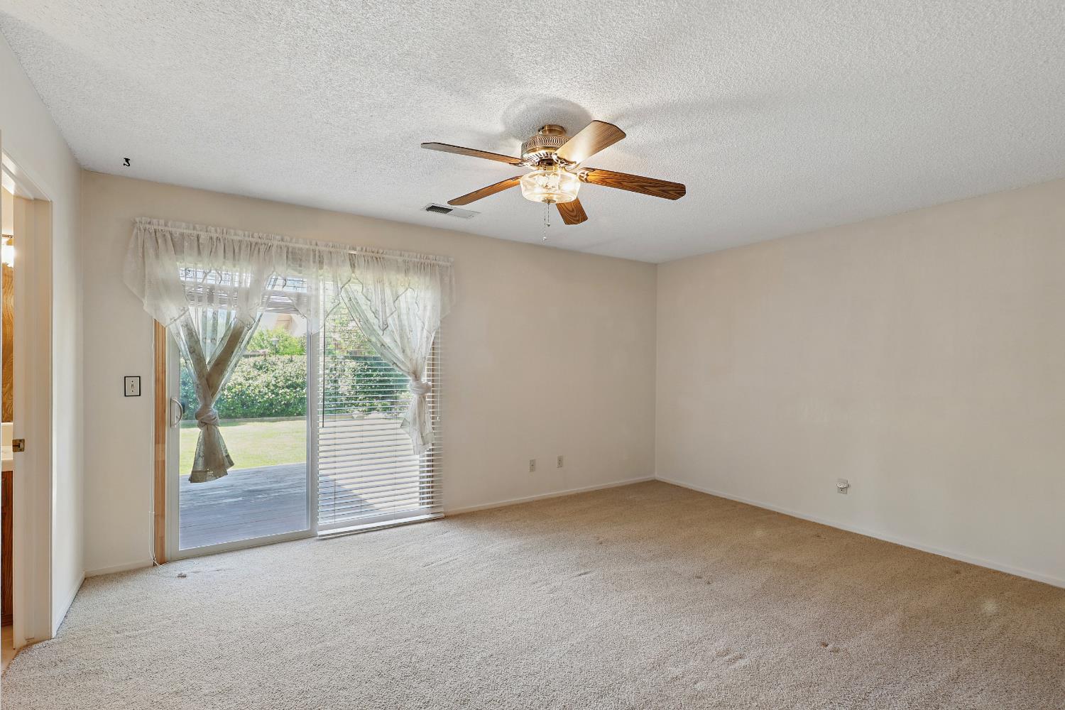 Larch, Concord, California image 18
