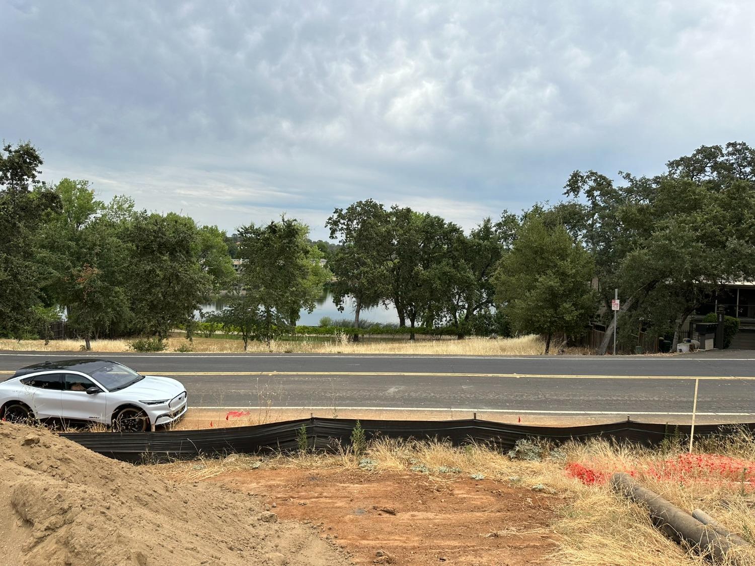 Cambridge Road, Cameron Park, California image 15