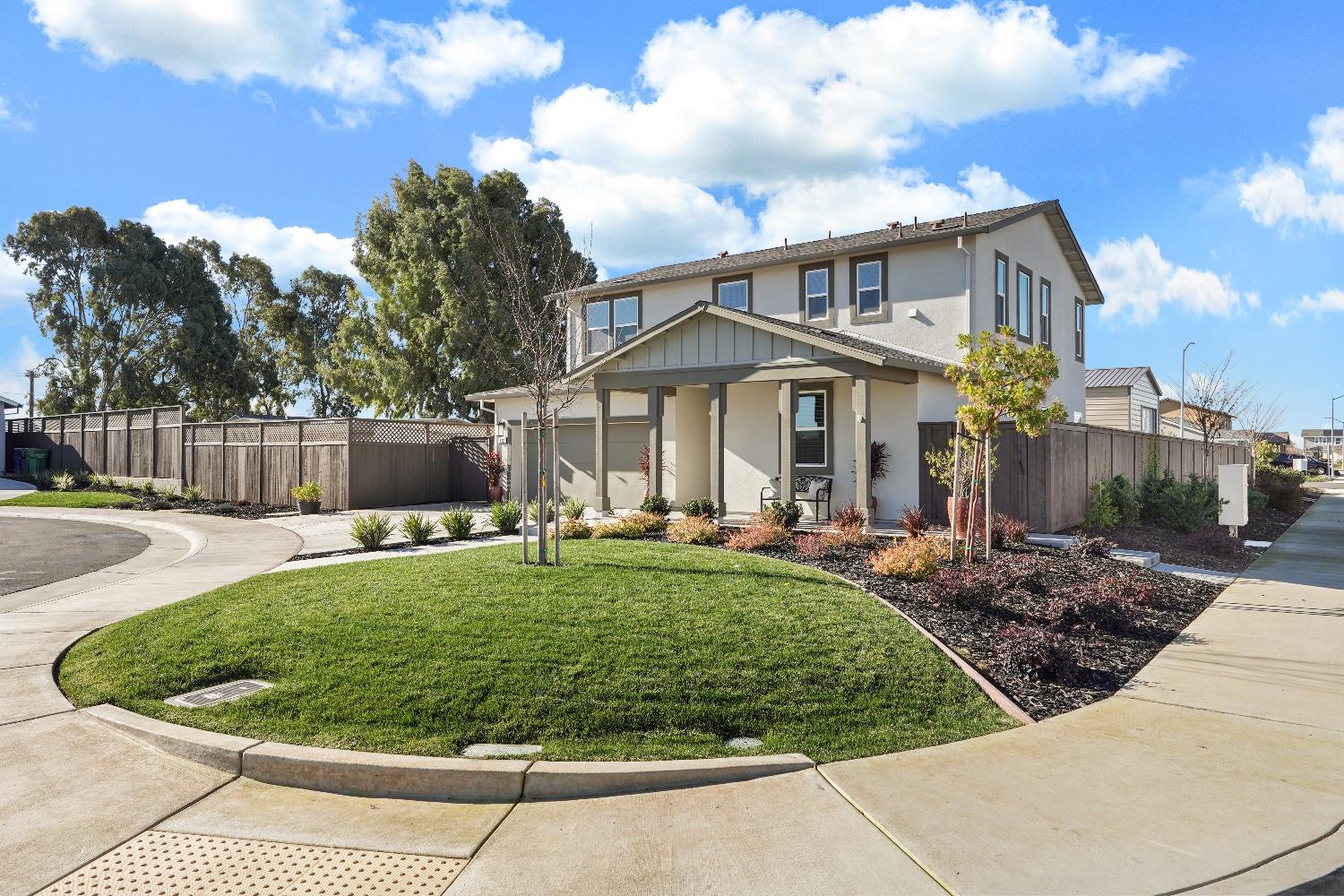 Pritchard Court, Galt, California image 6