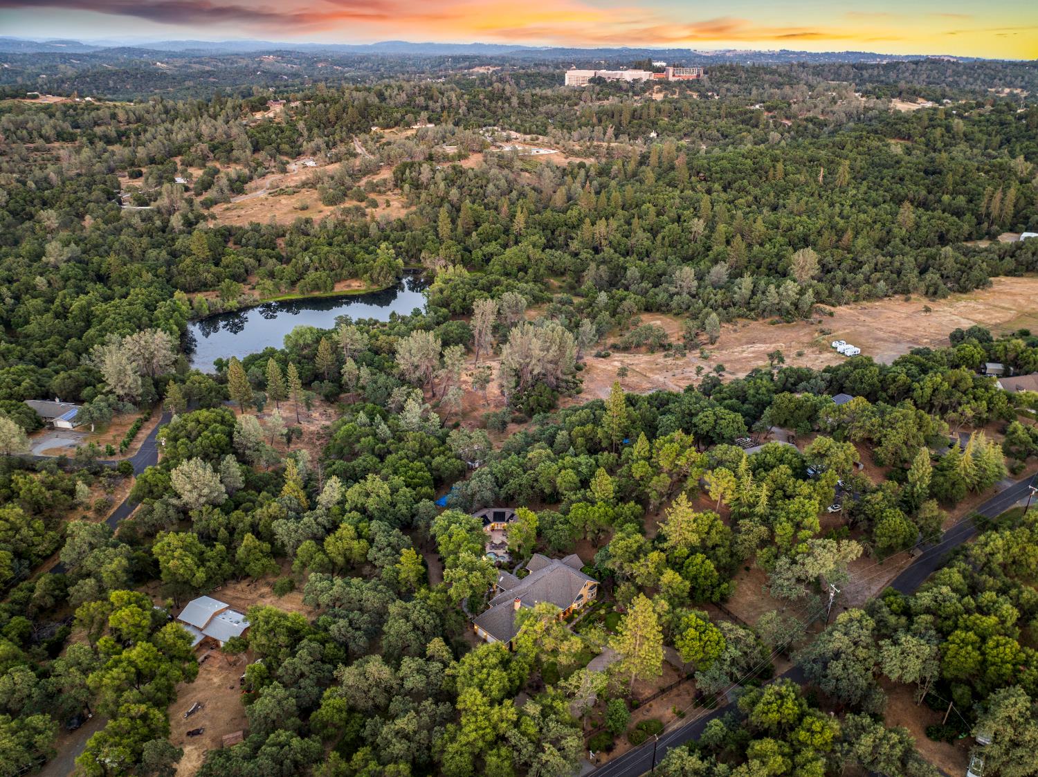 Detail Gallery Image 79 of 80 For 2611 Golden Fawn Trl, Shingle Springs,  CA 95682 - 4 Beds | 4/2 Baths