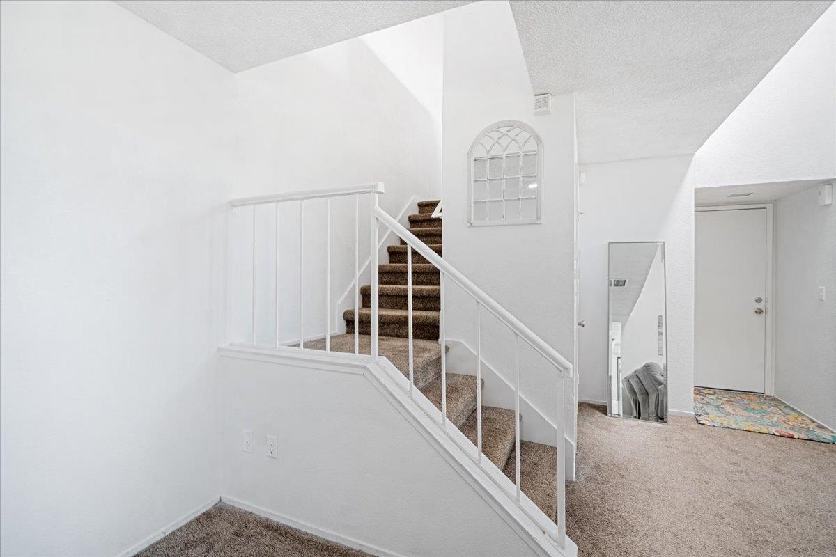 Seamist Drive, Sacramento, California image 15