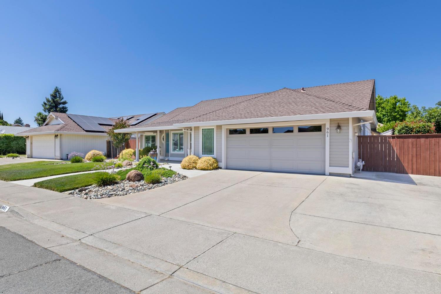 Northridge Drive, Yuba City, California image 4
