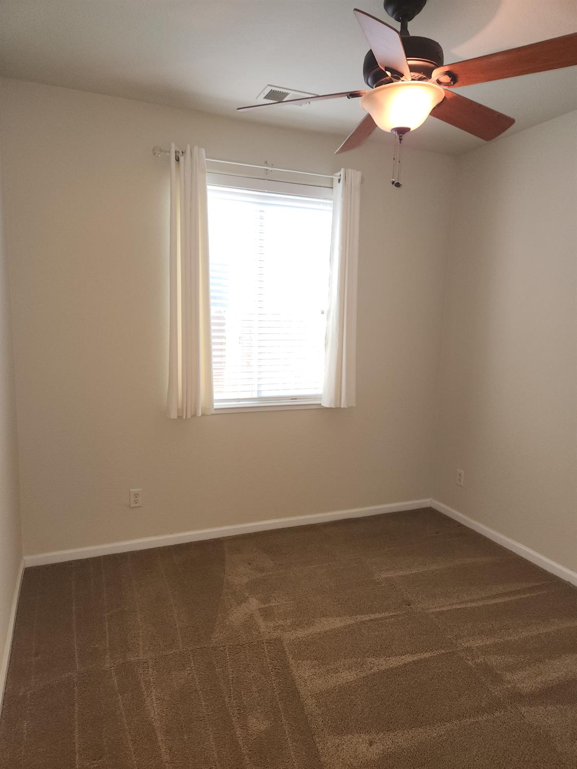 Kim Way, Yuba City, California image 15
