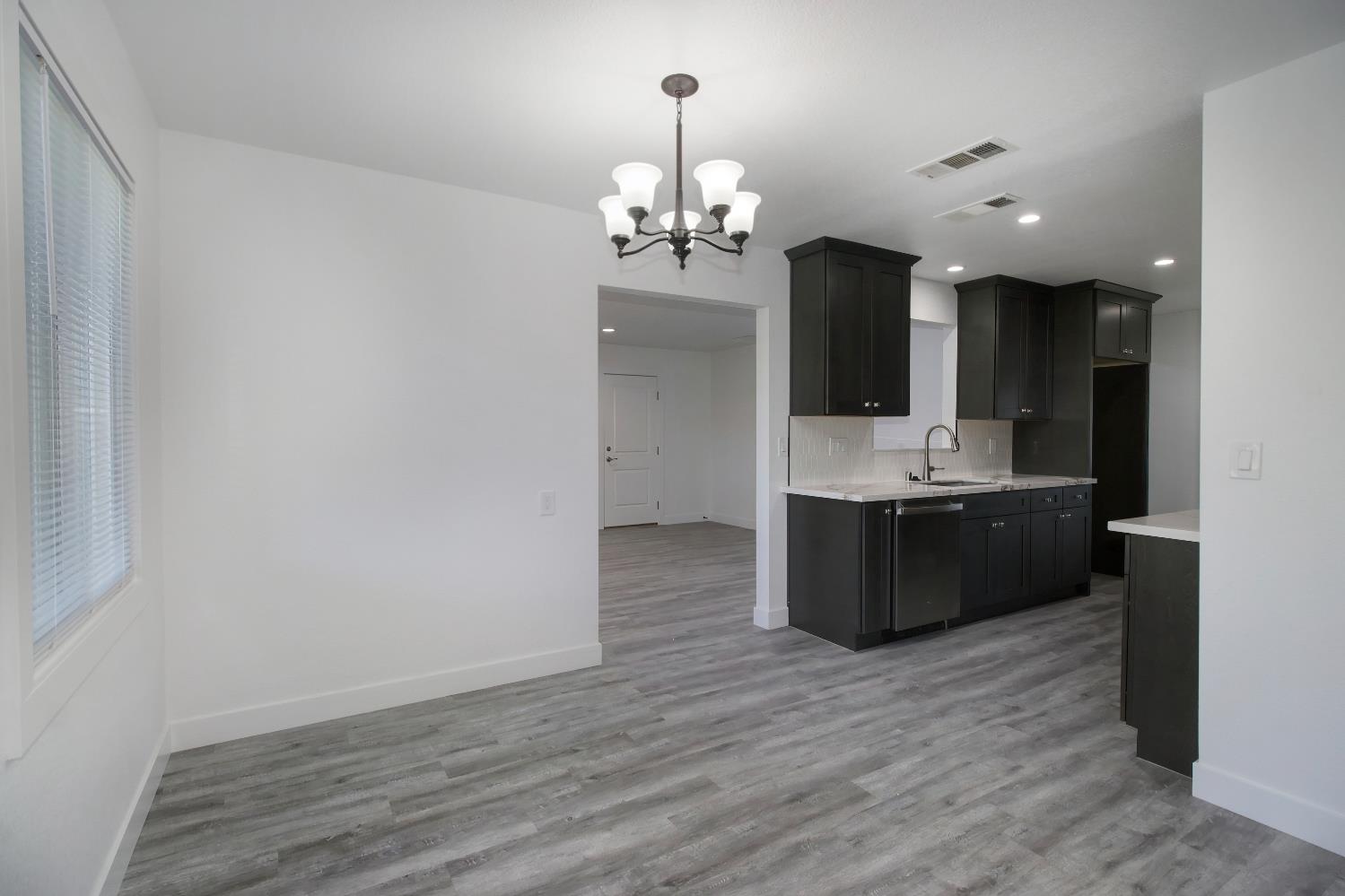 Longcroft Street, West Sacramento, California image 19