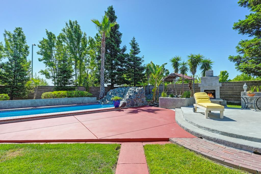 Tahoe Street, West Sacramento, California image 42