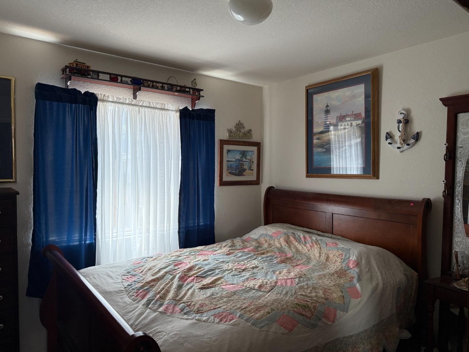Little Wood Circle, Elk Grove, California image 11