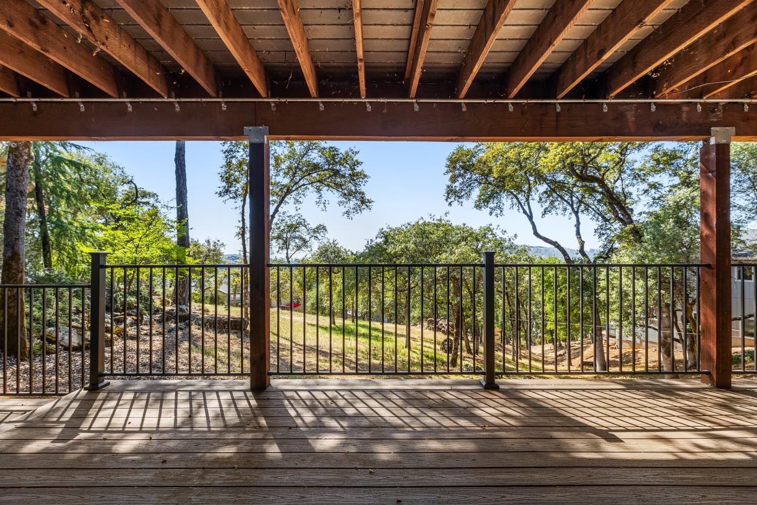 Waxwing Court, Penn Valley, California image 35