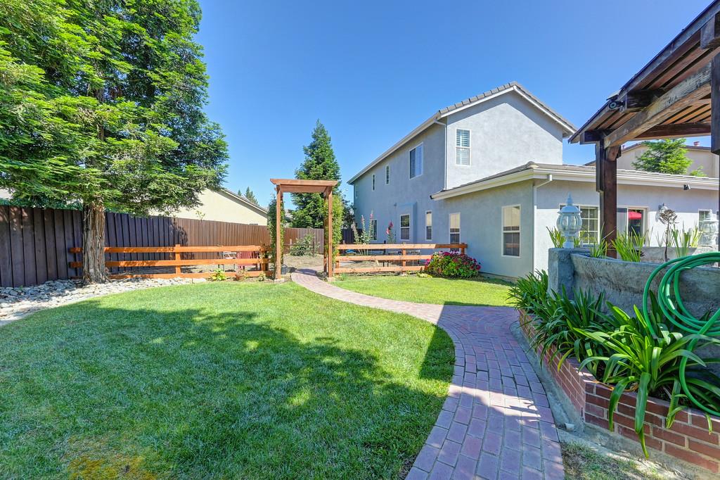Tahoe Street, West Sacramento, California image 50