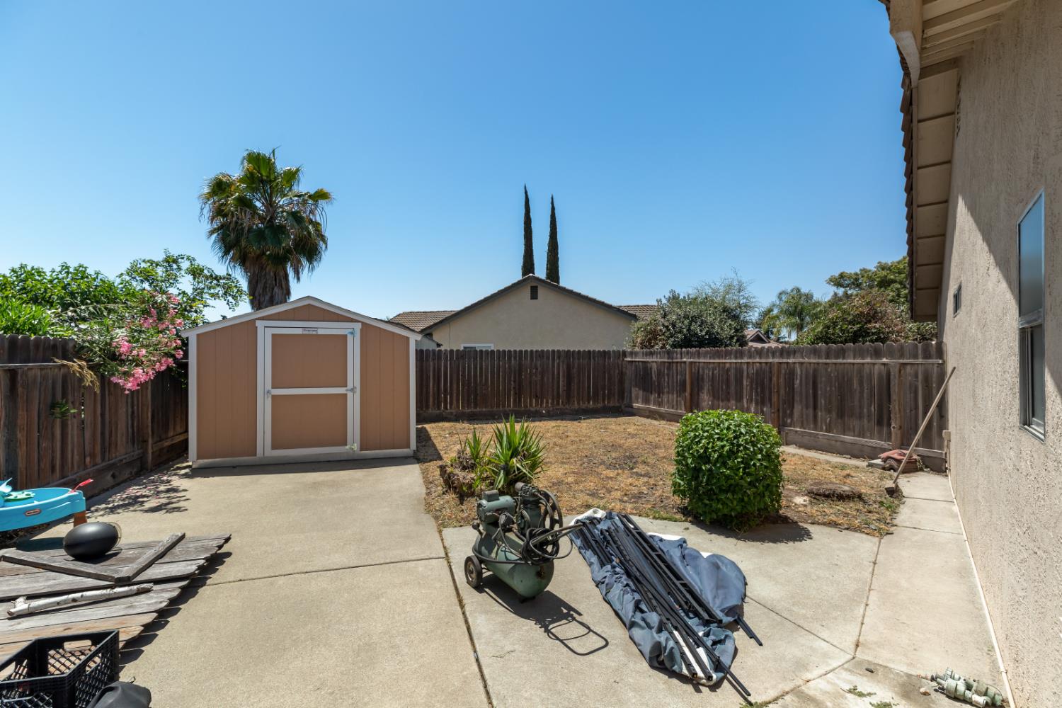Blackrock Place, Modesto, California image 39