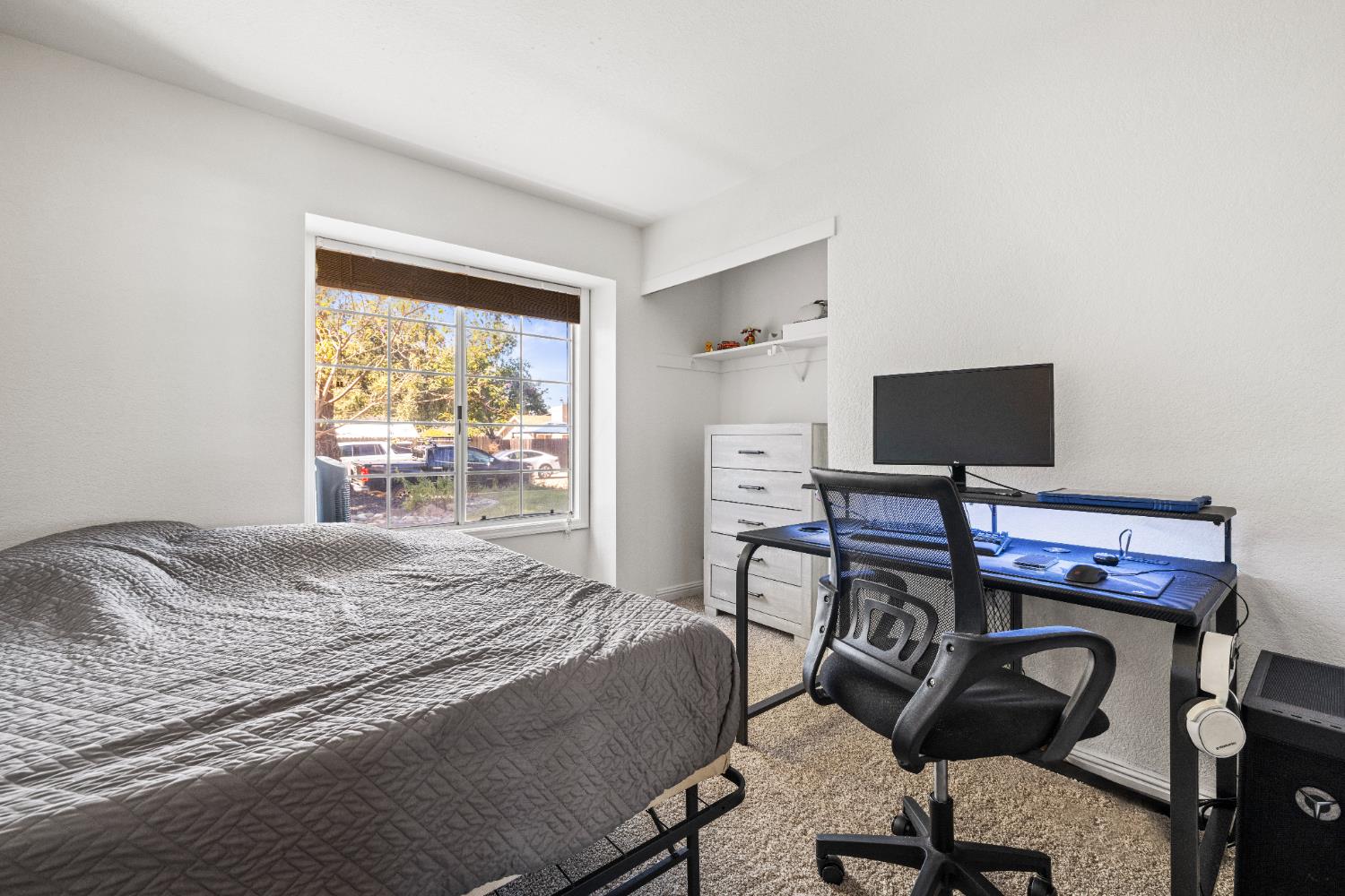 Phoenix Ridge Place, Fair Oaks, California image 23