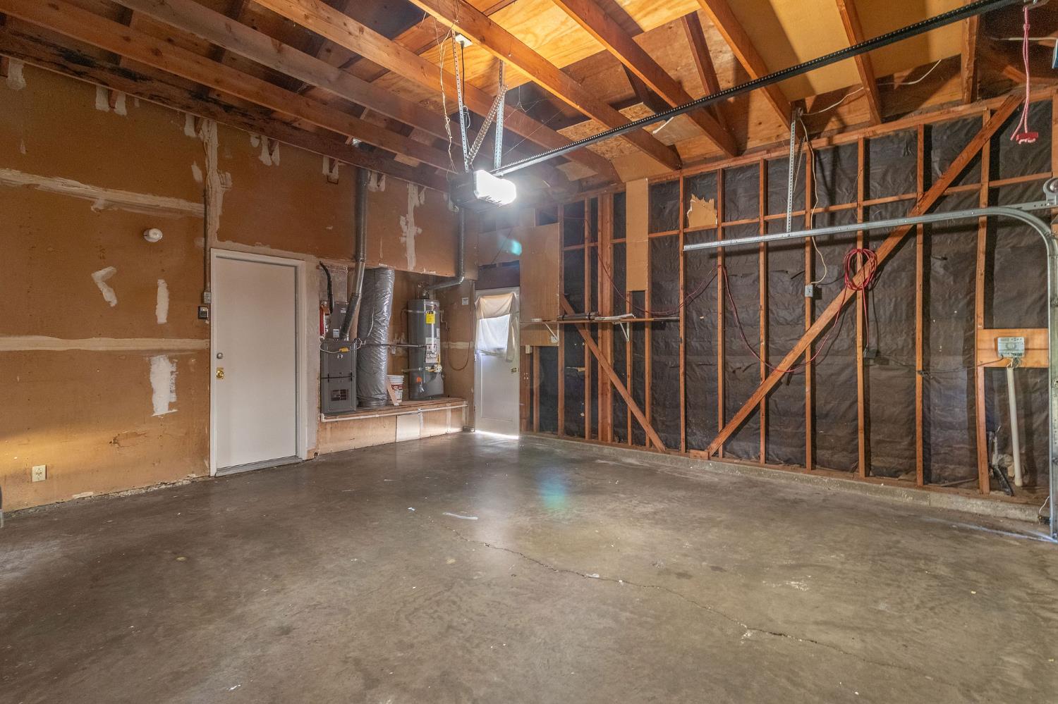 Lorenzo Lane, Stockton, California image 30