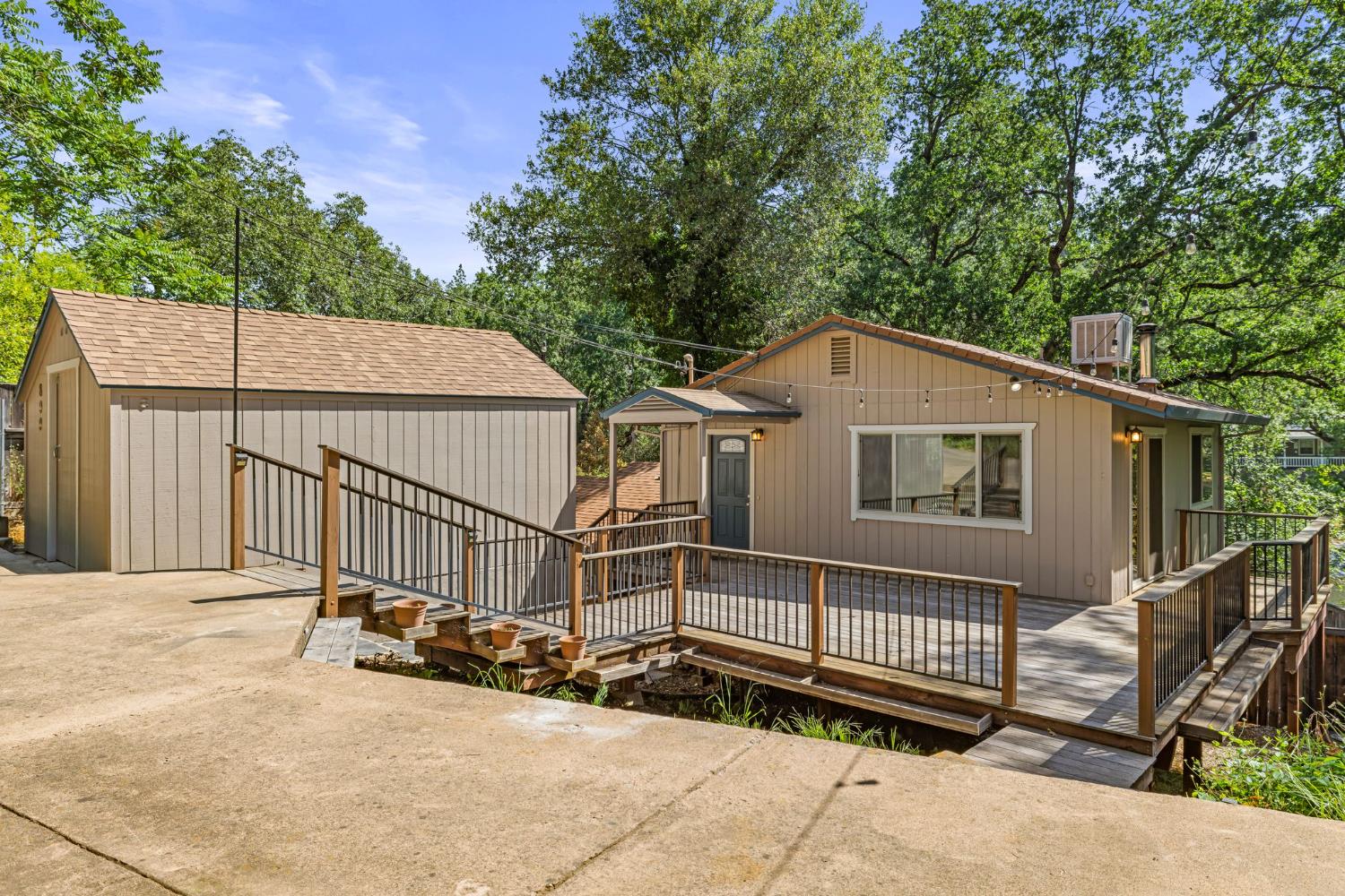 Holly Way, Placerville, California image 1