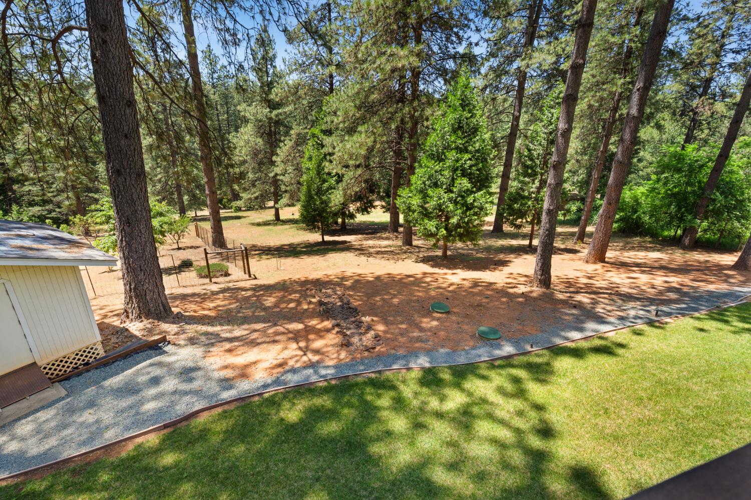 Del Vista Court, Grass Valley, California image 35