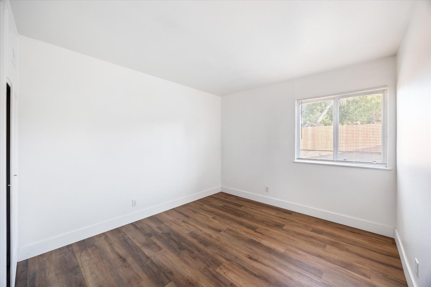 Chelsea Road, Sacramento, California image 15