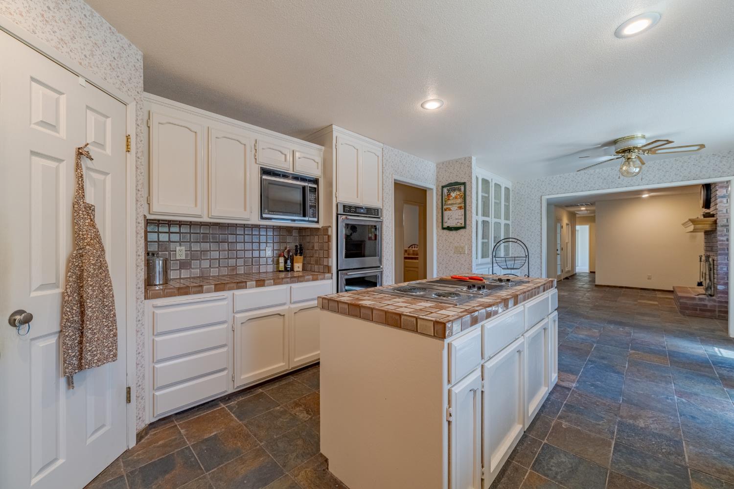 Detail Gallery Image 38 of 84 For 2020 Station Ave, Atwater,  CA 95301 - 4 Beds | 3 Baths