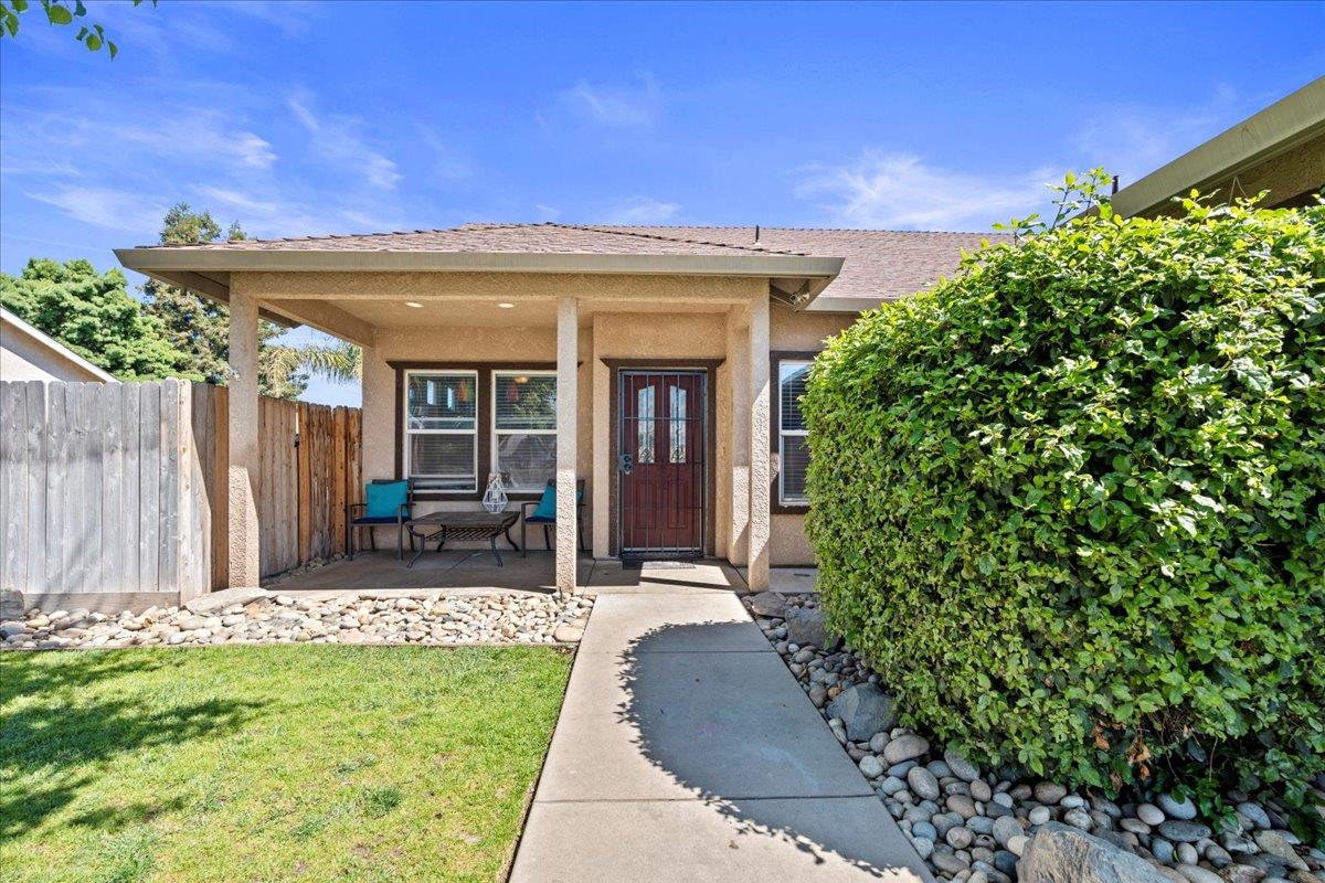 Bonnie Brae Avenue, Waterford, California image 2
