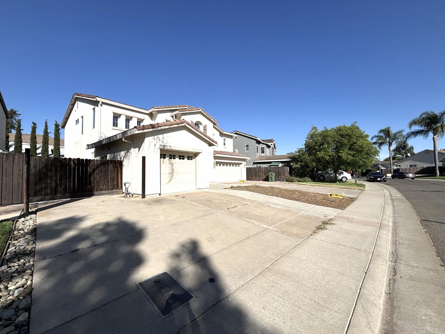 Lilyview Way, Elk Grove, California image 3