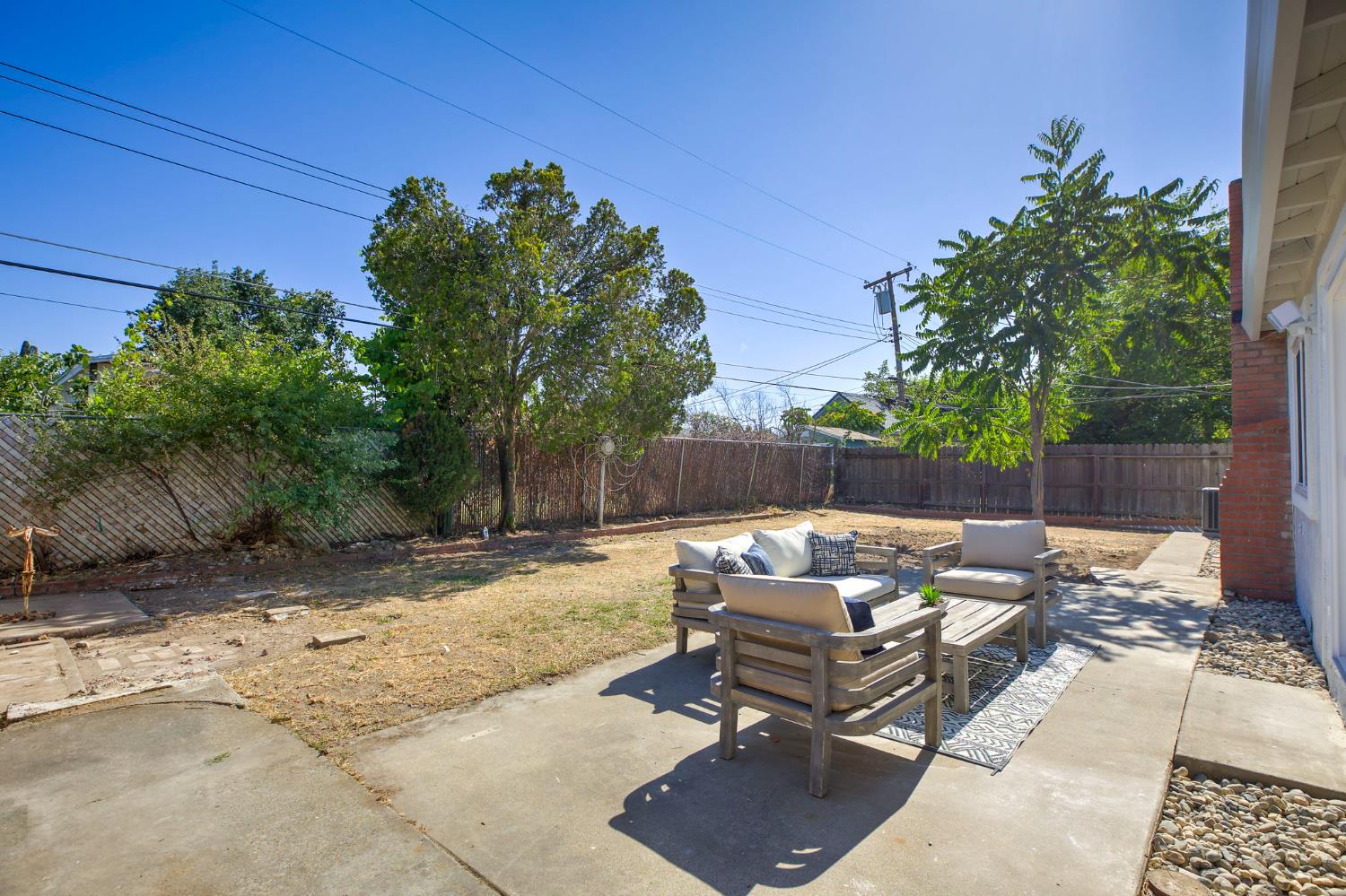 Stockbridge Avenue, Sacramento, California image 18