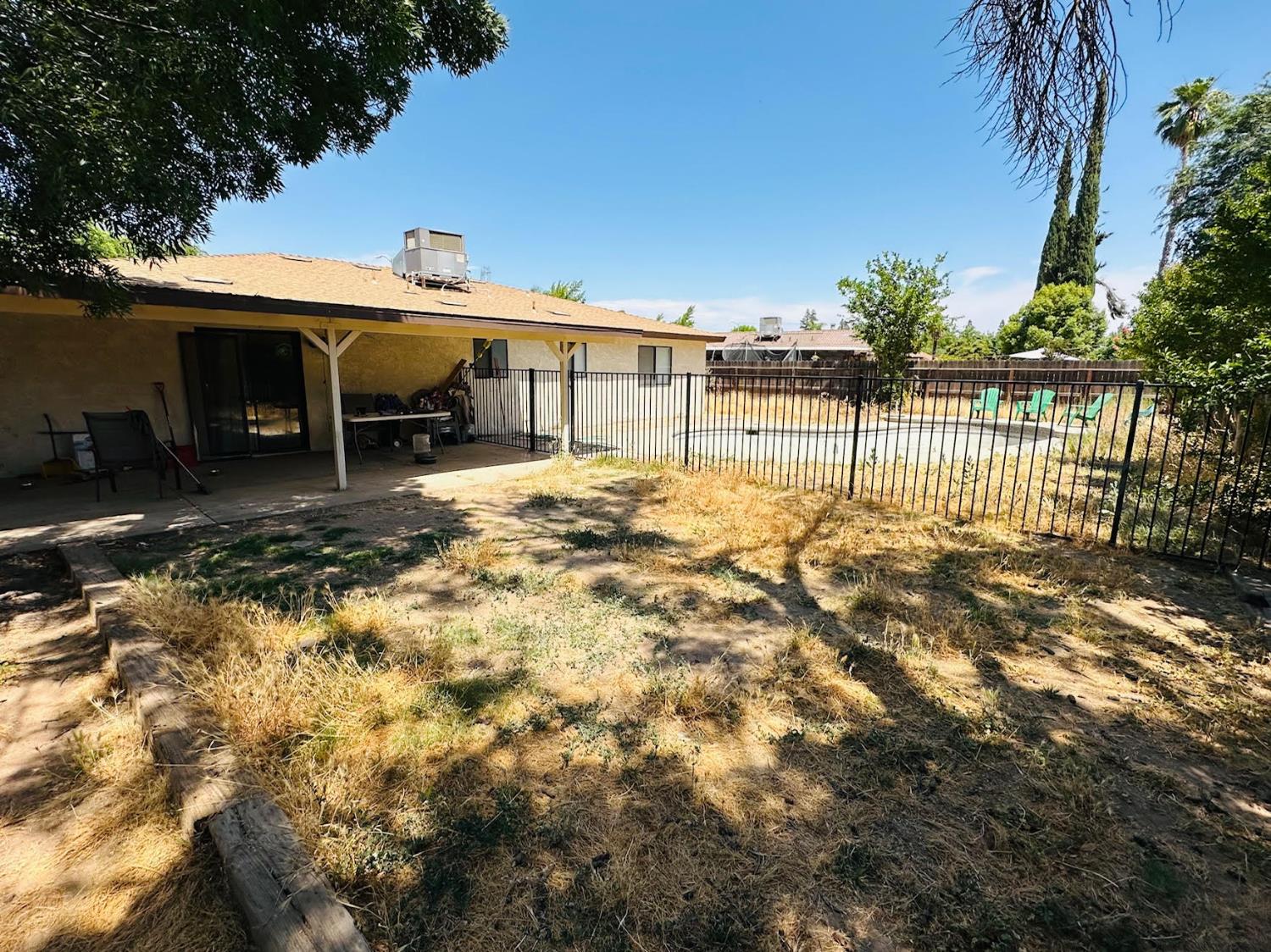 W Malibu Avenue, Fresno, California image 14