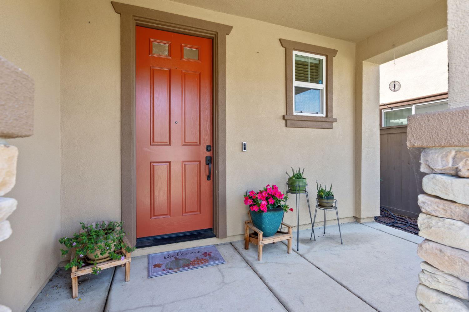 Nuestra Avenue, Sacramento, California image 2