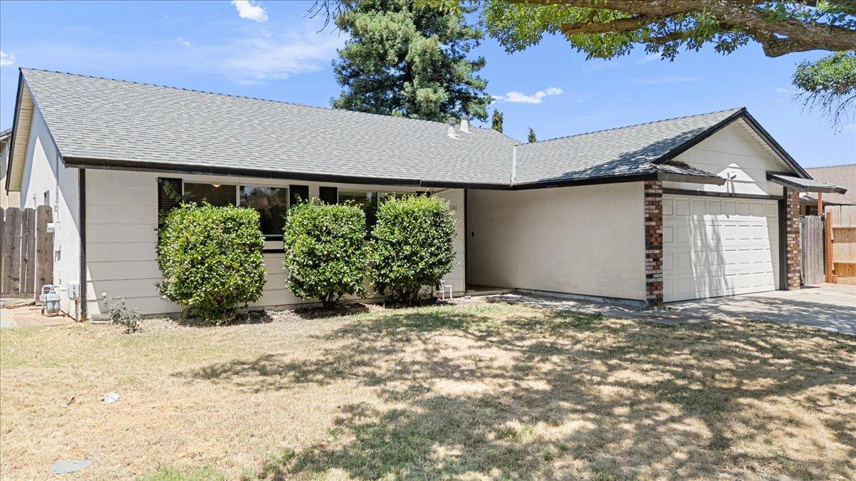 Entrada Way, Modesto, California image 3