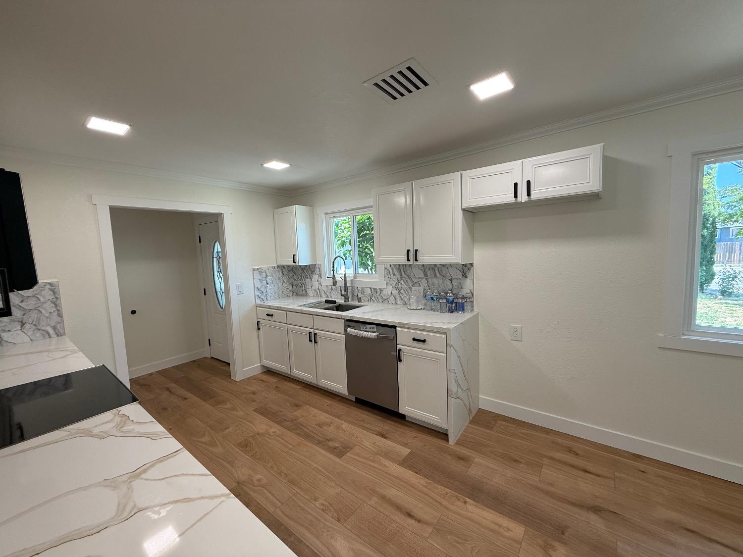 68th Ave, Sacramento, California image 19