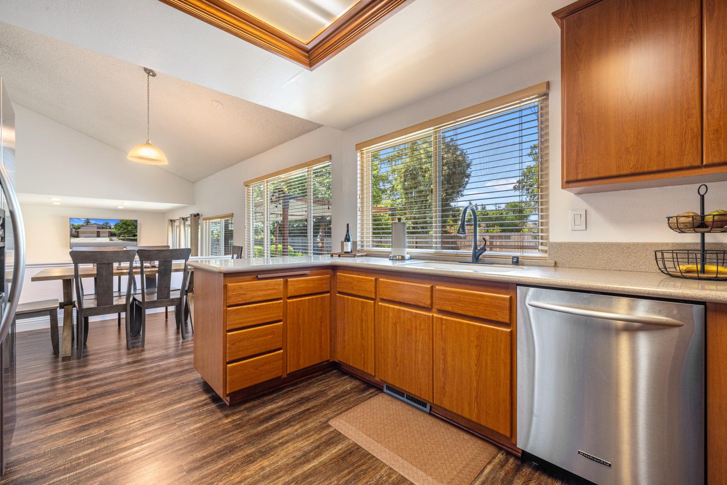 Cottonwood Drive, Roseville, California image 10