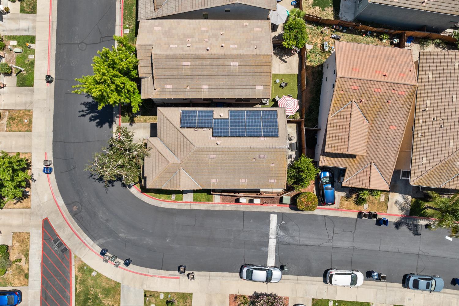 Marrissey Lane, Sacramento, California image 34