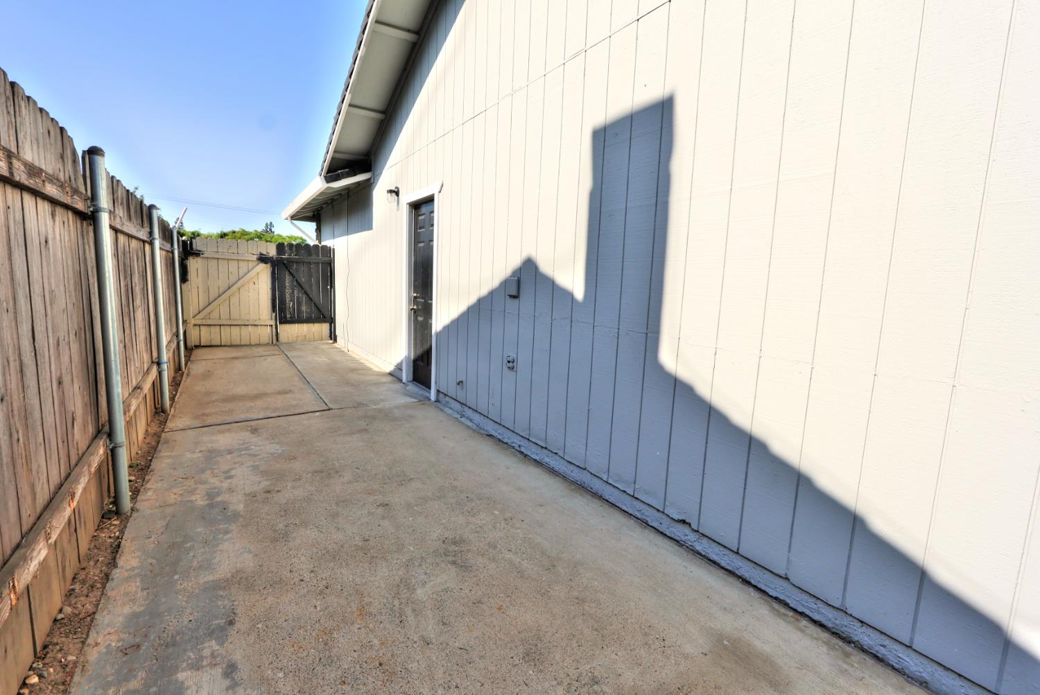 Detail Gallery Image 52 of 55 For 300 Stanislaus St, Lodi,  CA 95240 - 3 Beds | 2 Baths