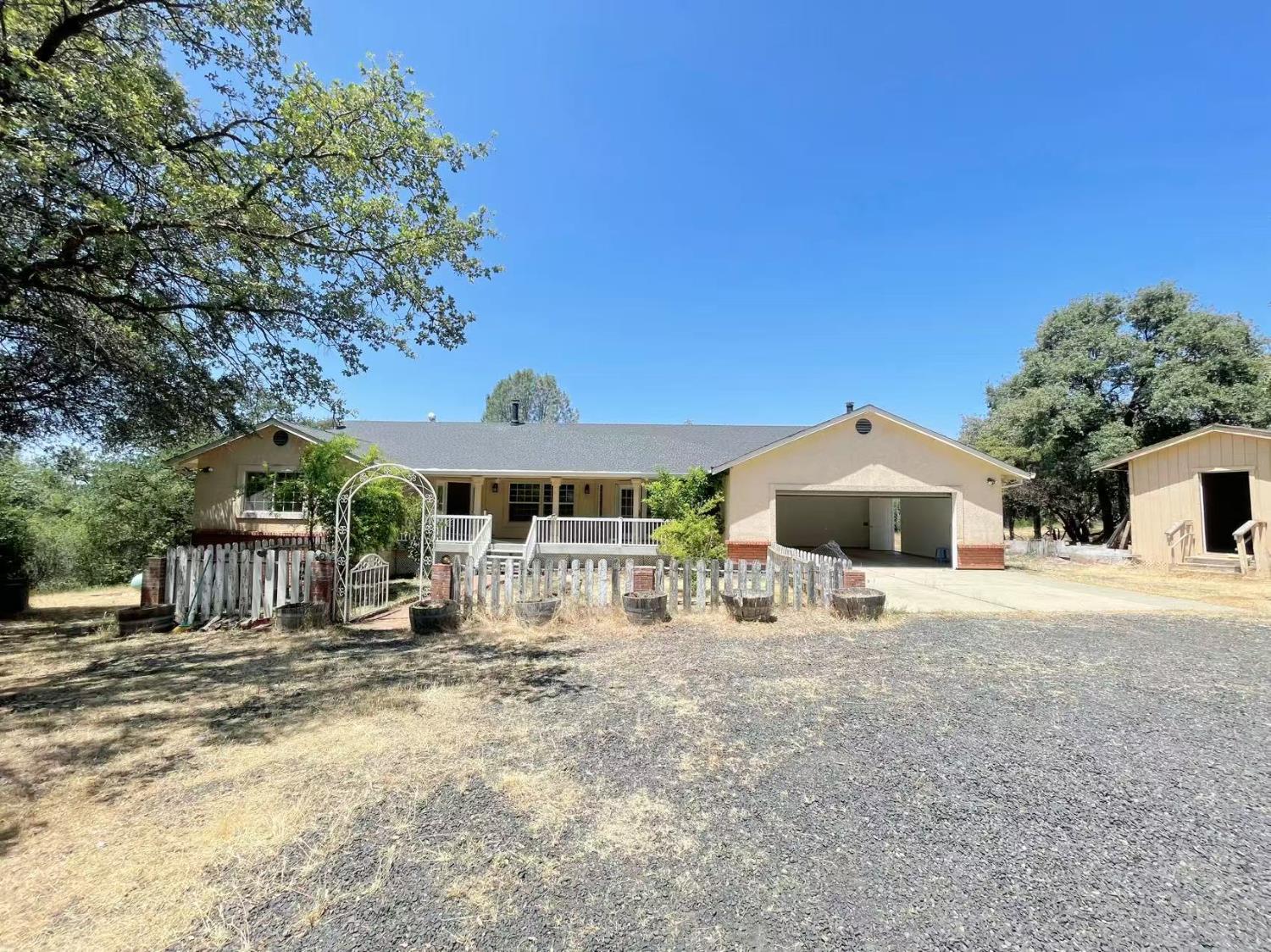 Eagle Vista Drive, Oroville, California image 1